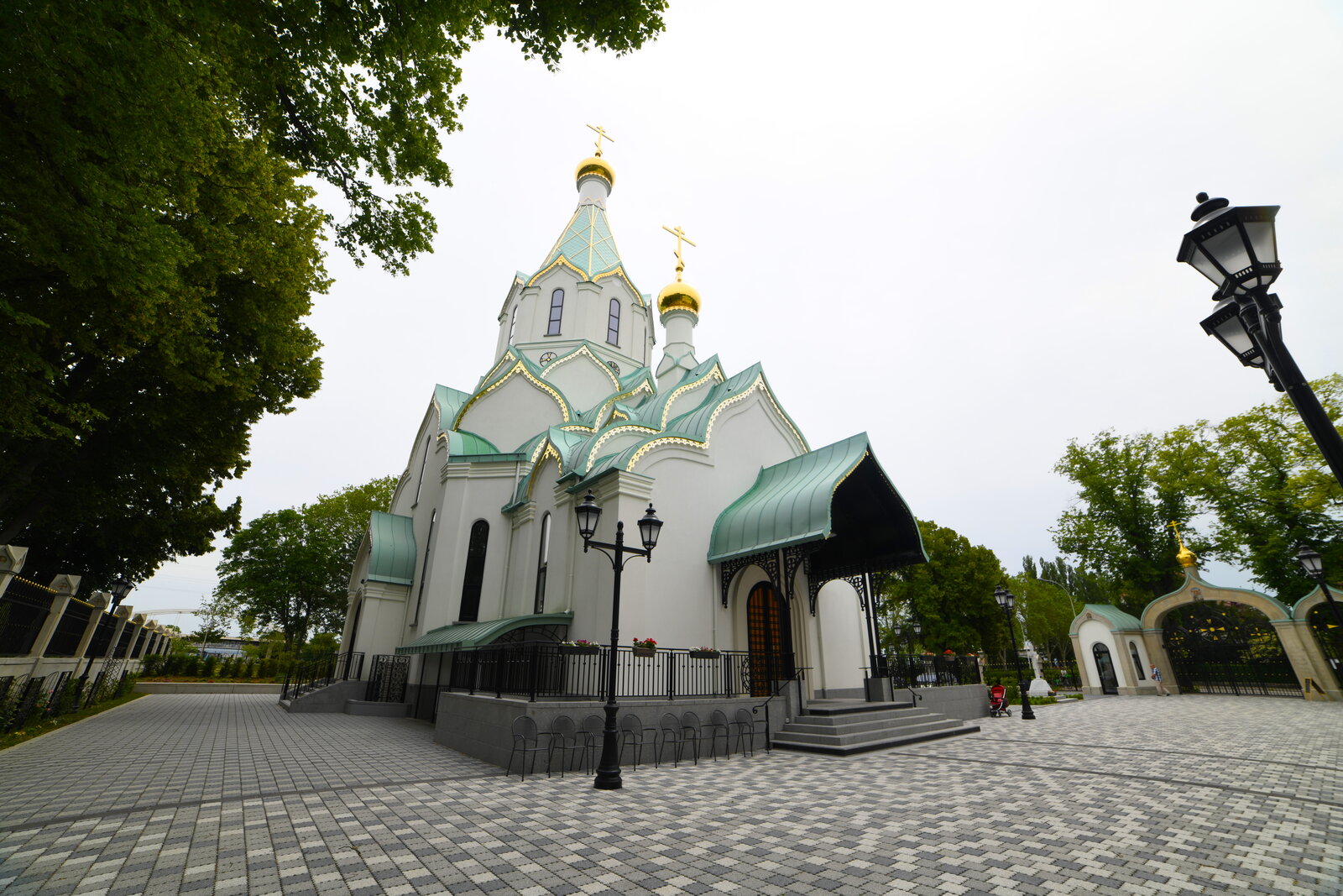 Église Russe Tous-les-Saints 2